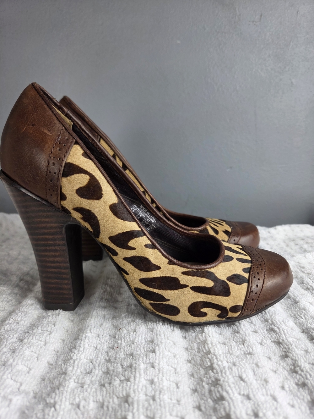 Fossil Leopard Print Brown Cap-Toe Heeled Pumps